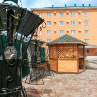 Гостевой дом (Guest House)